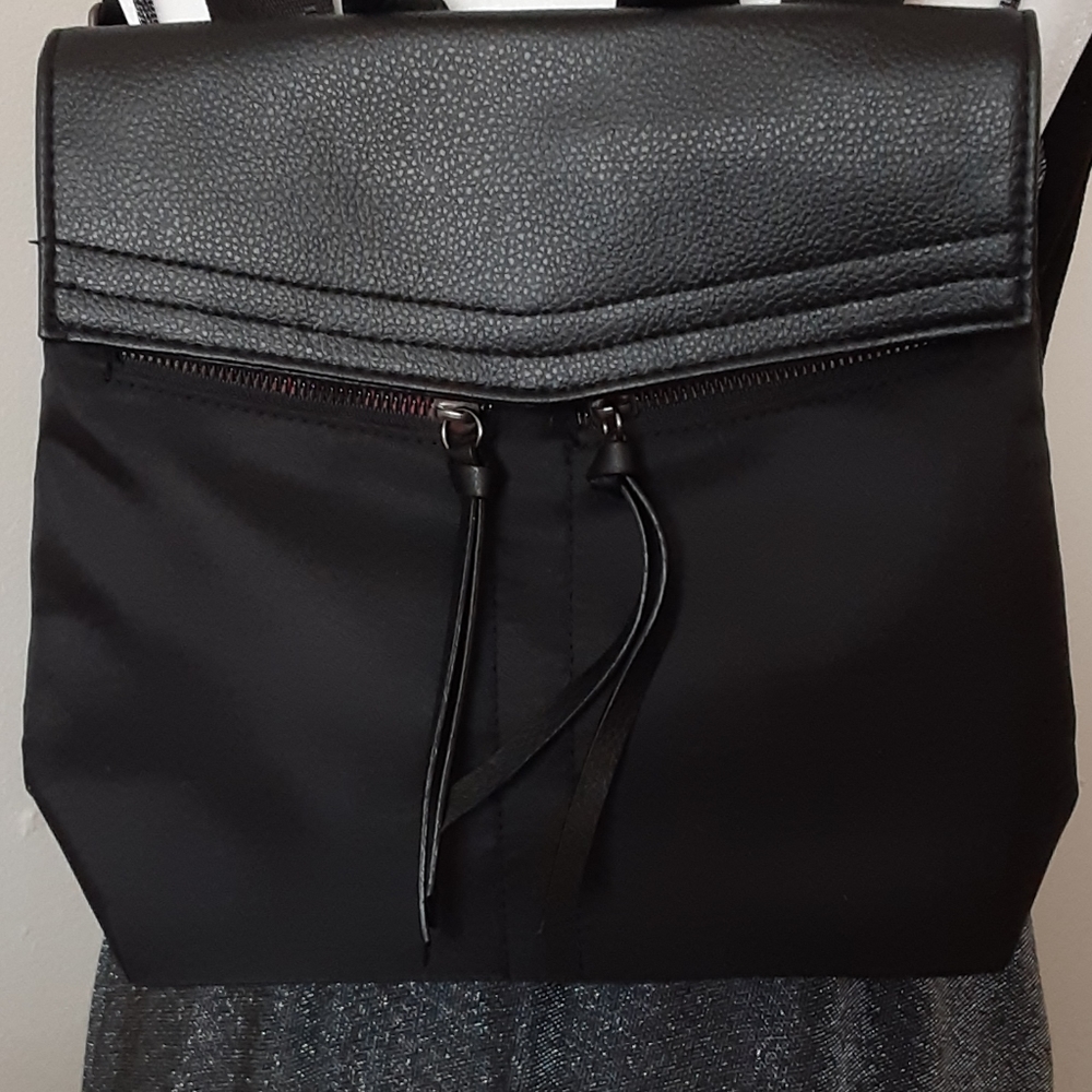 Botkier TRIGGER MINI BACKPACK (NYLON) - Picture 6 of 15